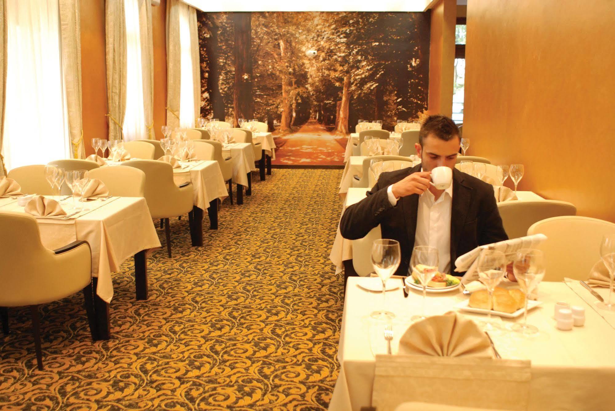 Ilidža Hotel Hercegovina מראה חיצוני תמונה